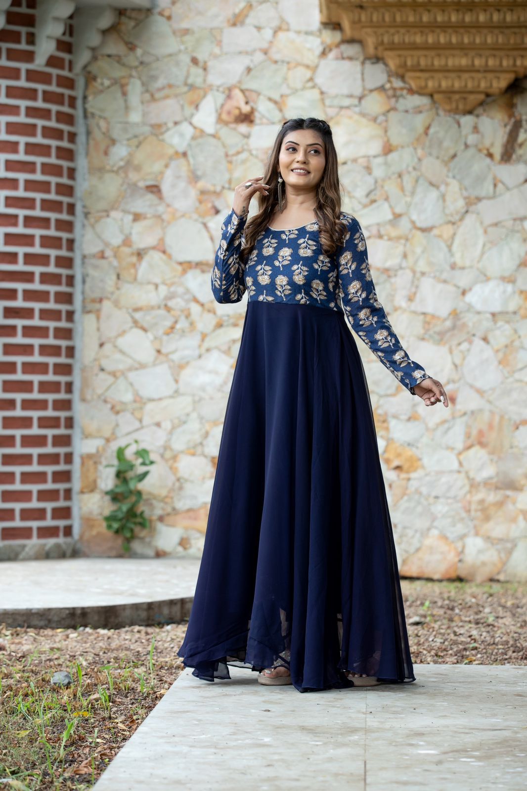 Beautiful Designer Soft Georgette Party Wear Gown