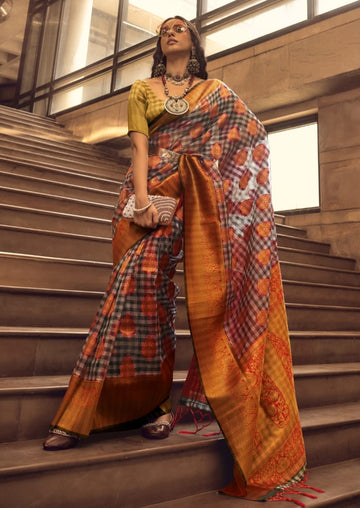 Beautiful Designer Checks
Handloom Weaving Silk Saree