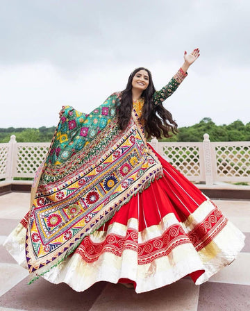 Navratri Traditional Lehenga Choli