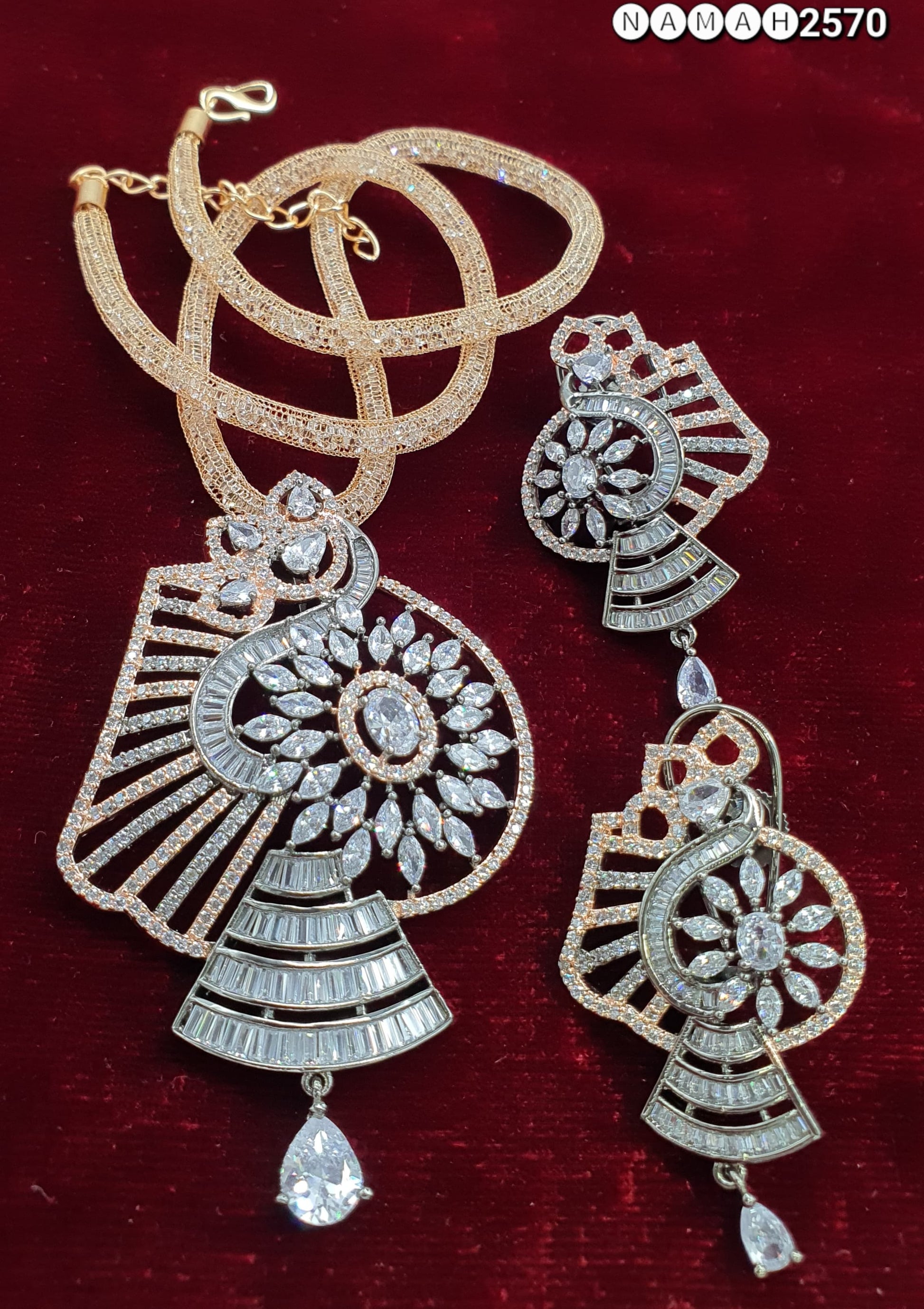 Pendant & Earrings Set