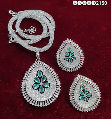 Pendant & Earrings Set