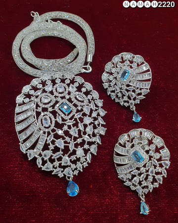 Pendant & Earrings Set