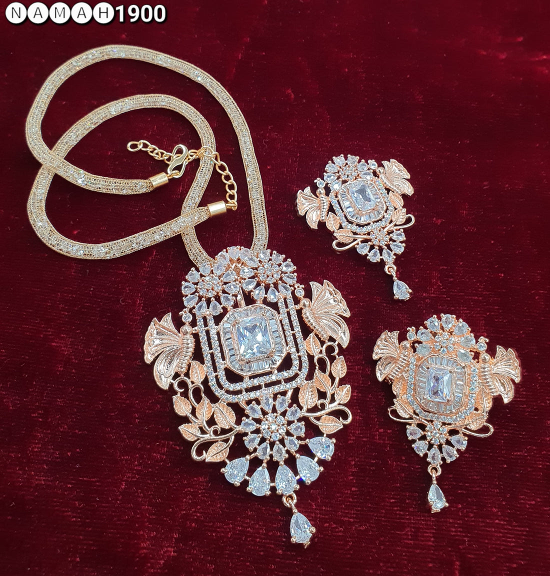 Pendant & Earrings Set