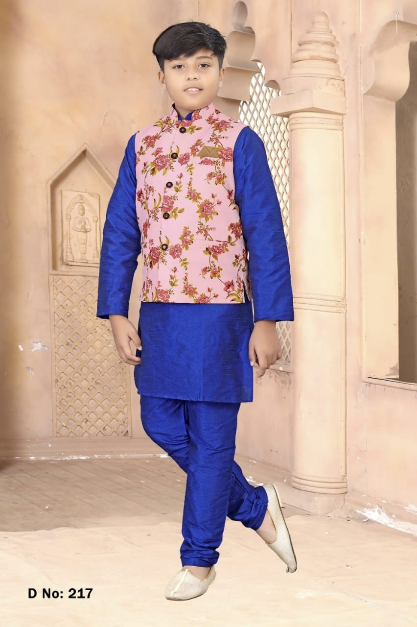 Kurta Pyjama with Koti Jacket