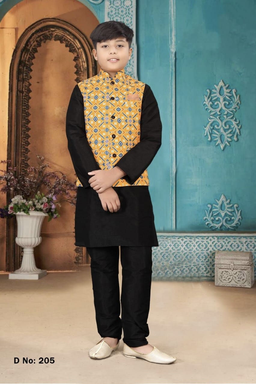 Kurta Pyjama with Koti Jacket