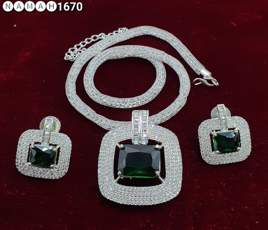 Pendant & Earrings Set