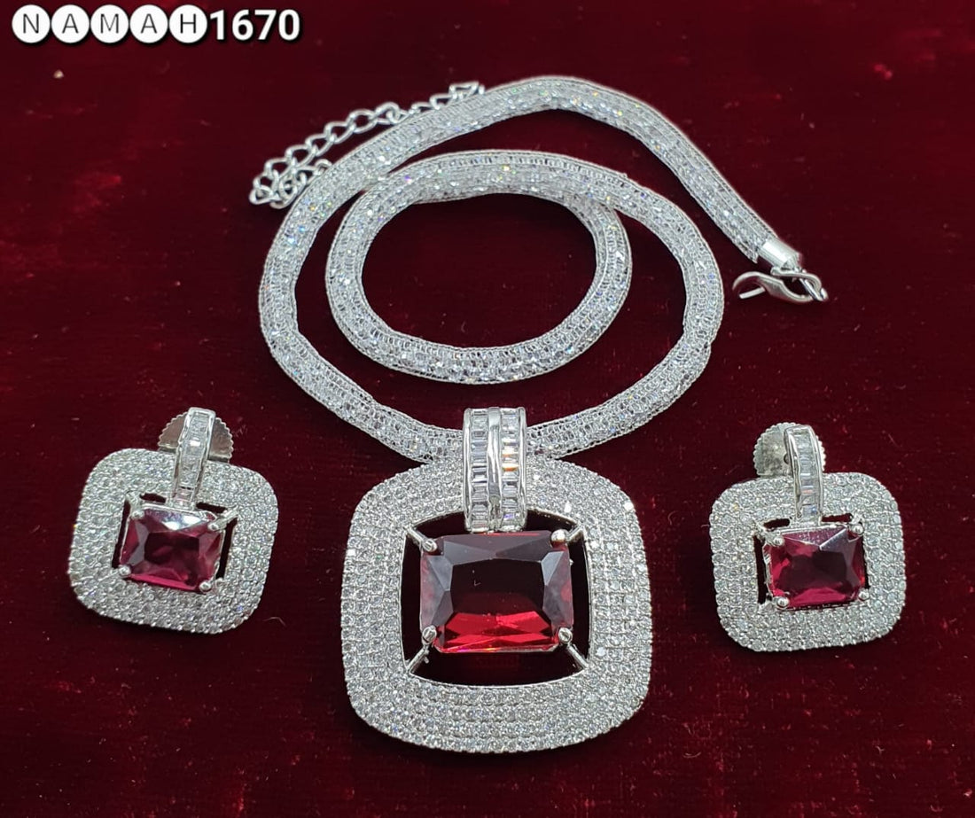 Pendant & Earrings Set