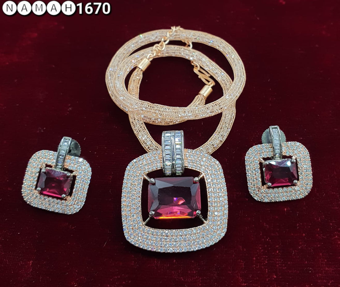 Pendant & Earrings Set