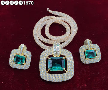 Pendant & Earrings Set