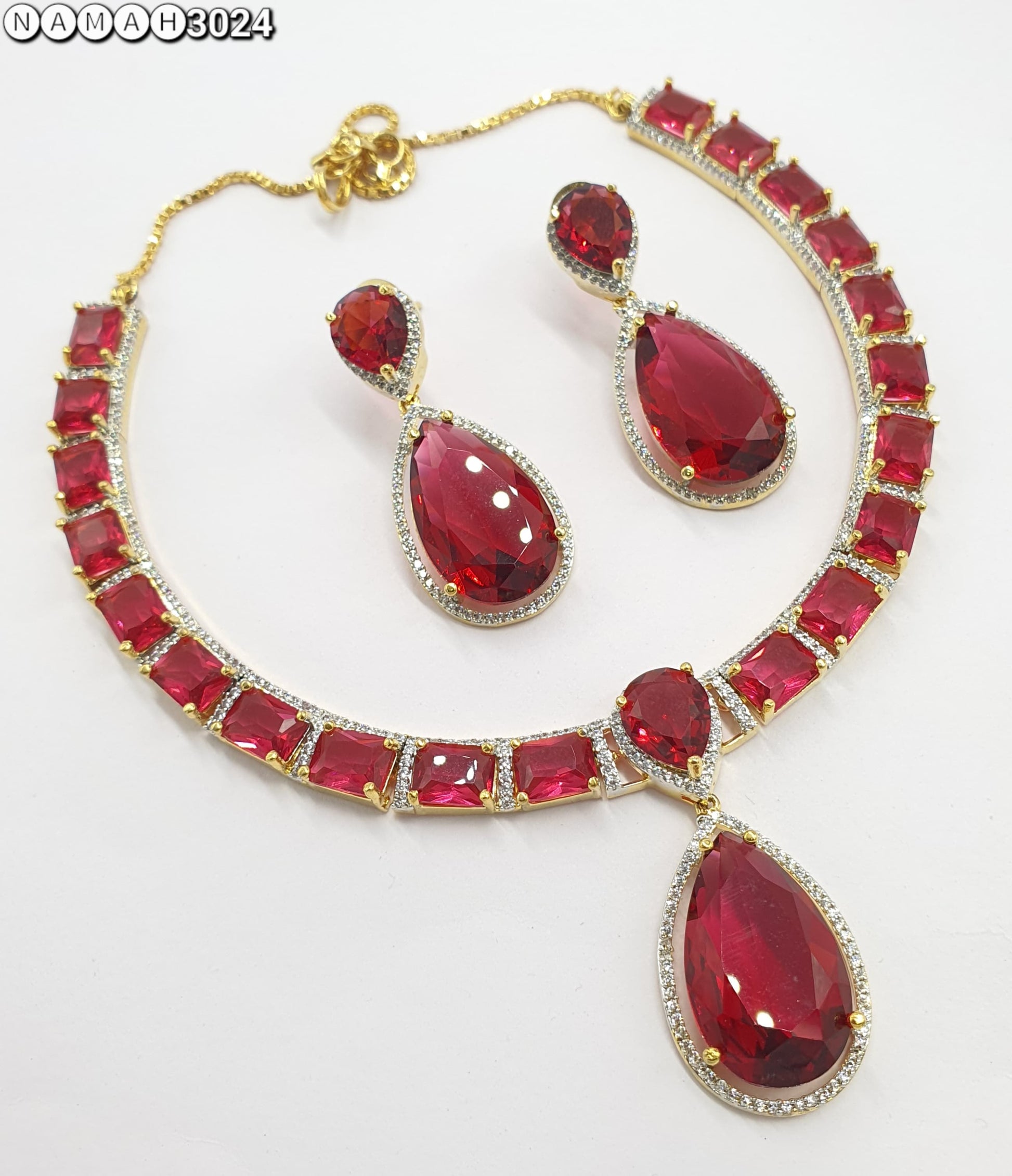 Necklace Set