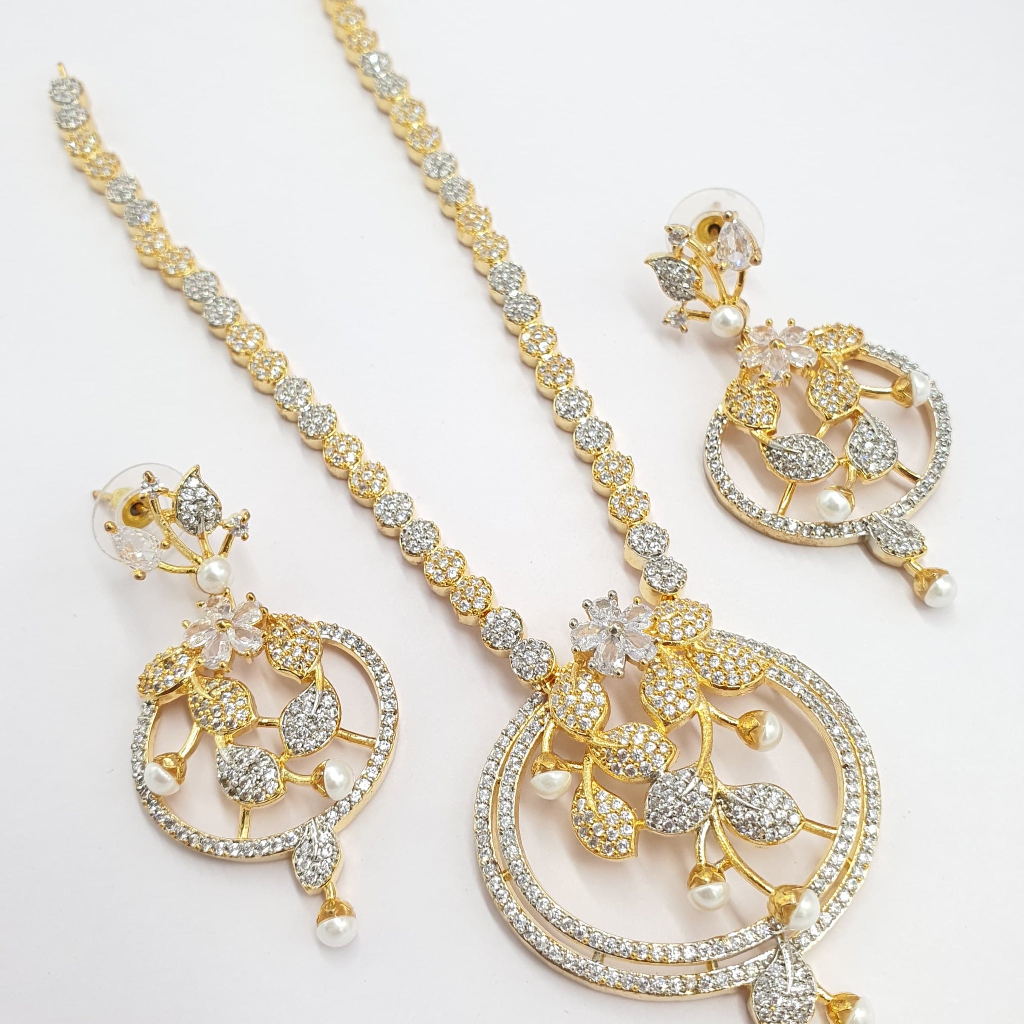 Necklace Set