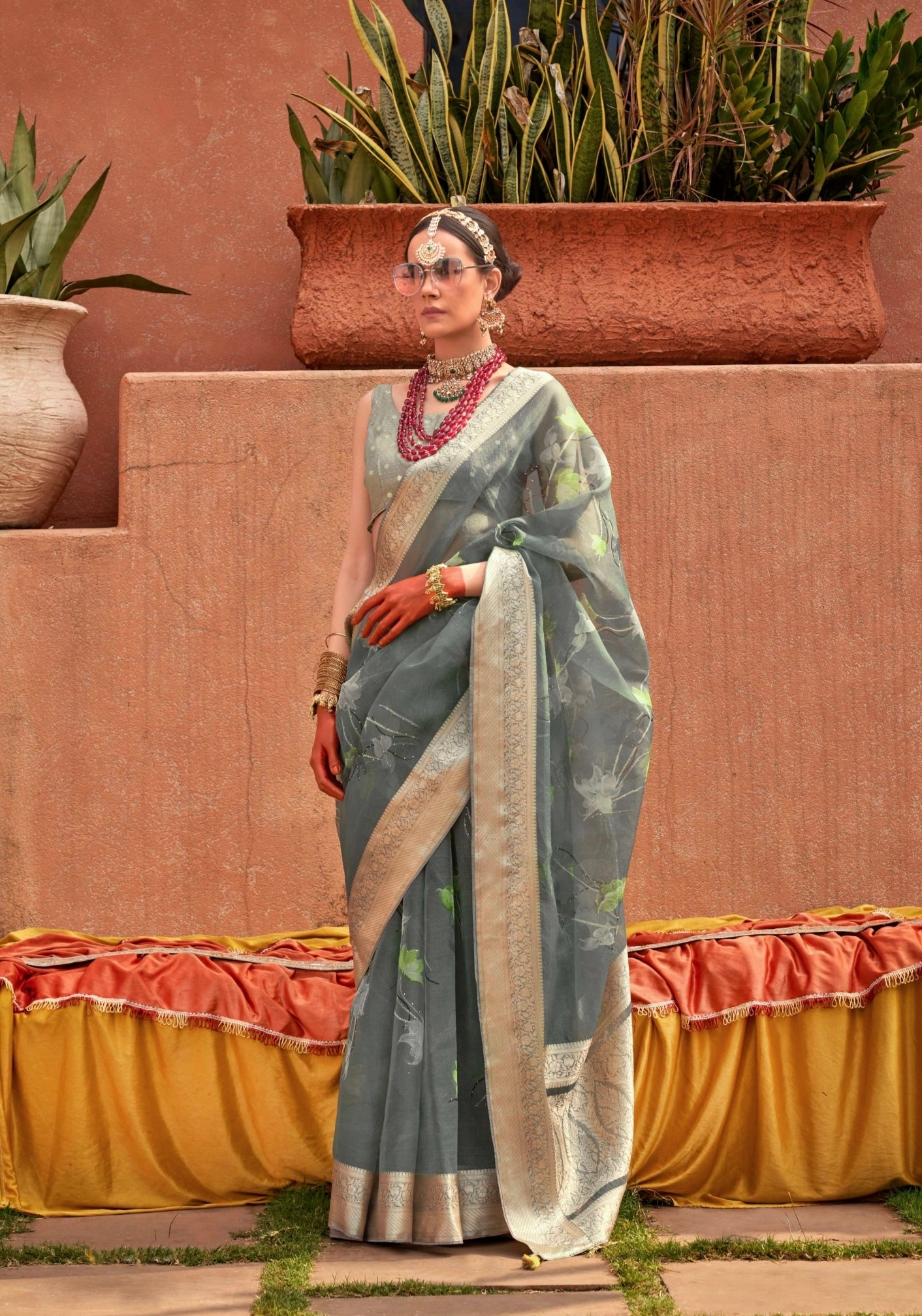 Grey Organza Silk Saree with Jacquard Viscose Pallu and Border