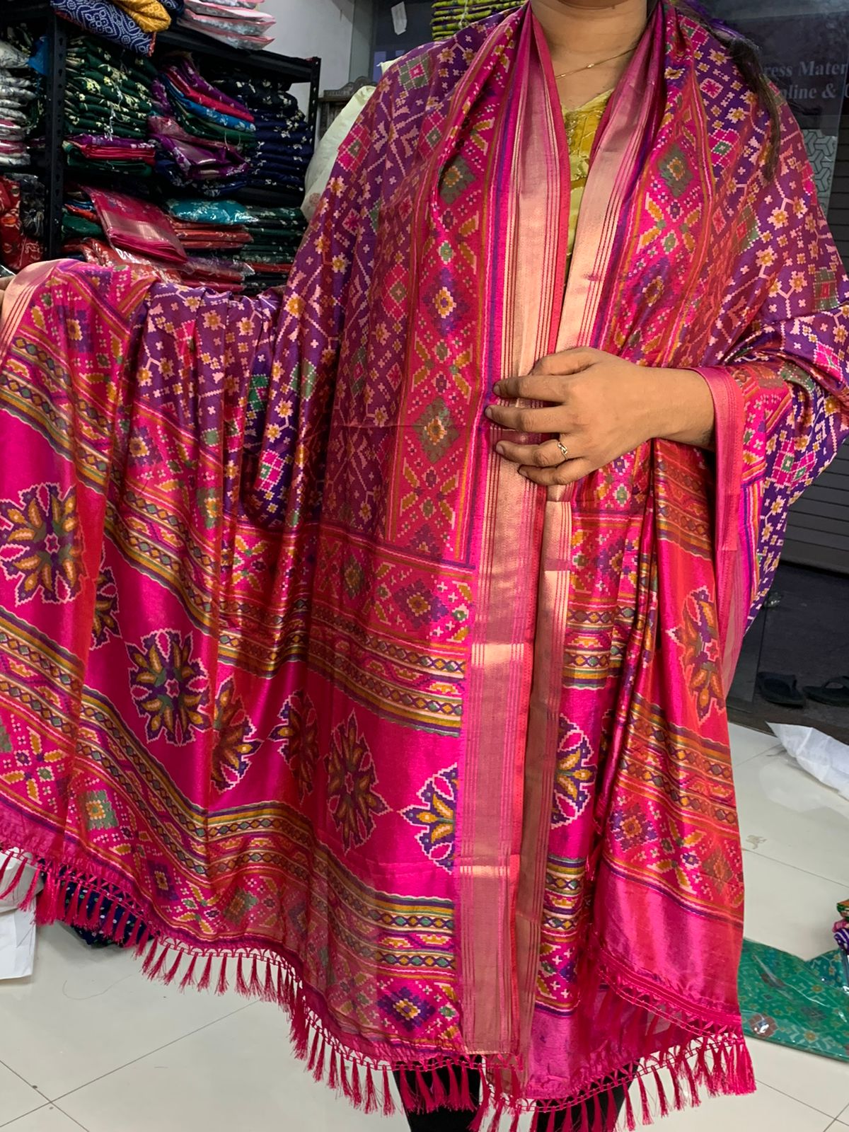 Bandhej Dupatta