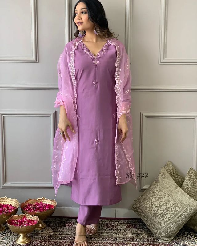 Salwar Suit