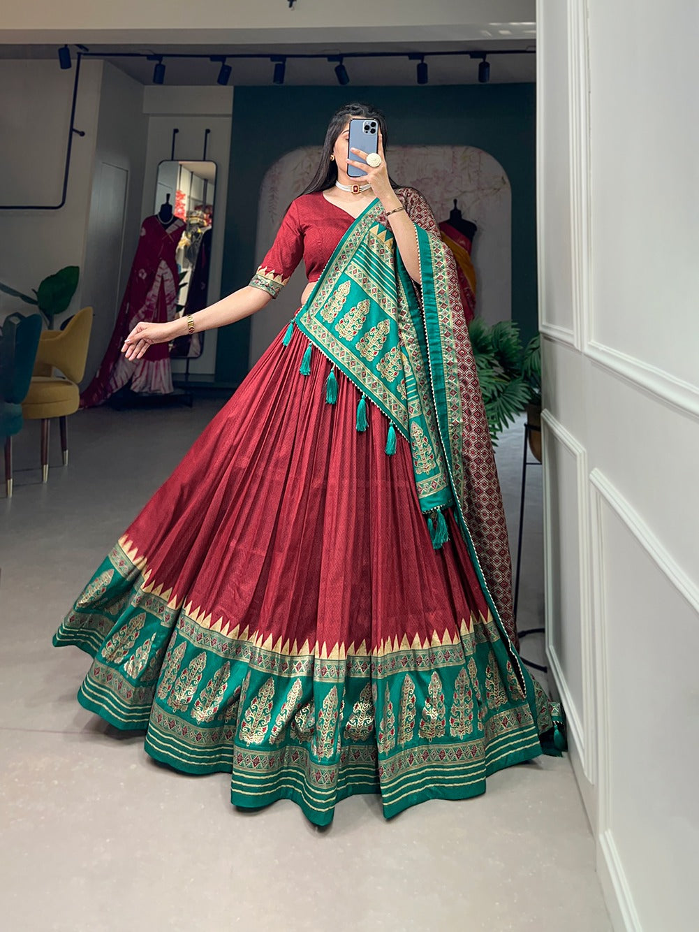 Navaratri Garba Lehenga Choli