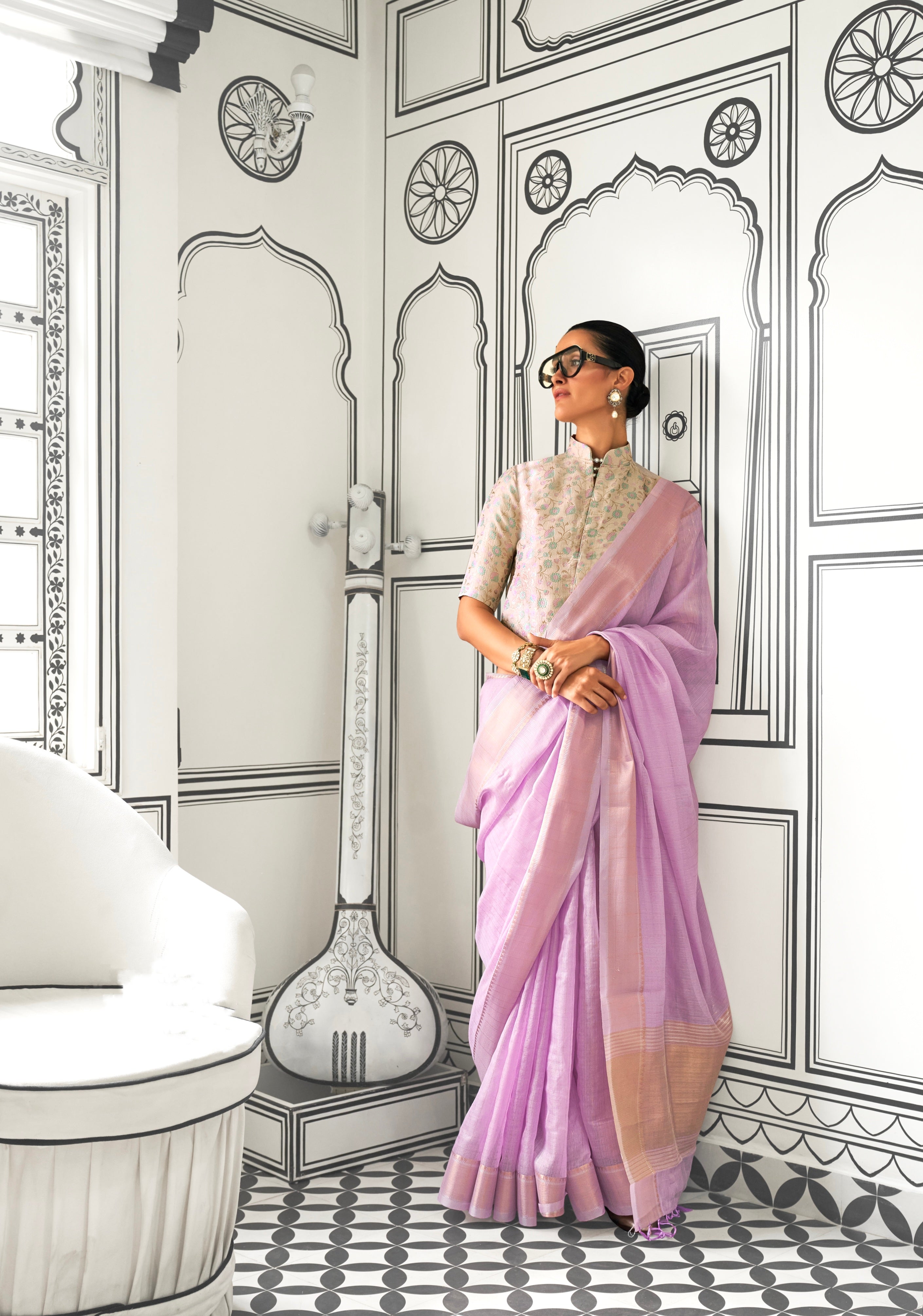 Lavender Chiffon Handloom Saree with Zari Lining and Jacquard Blouse