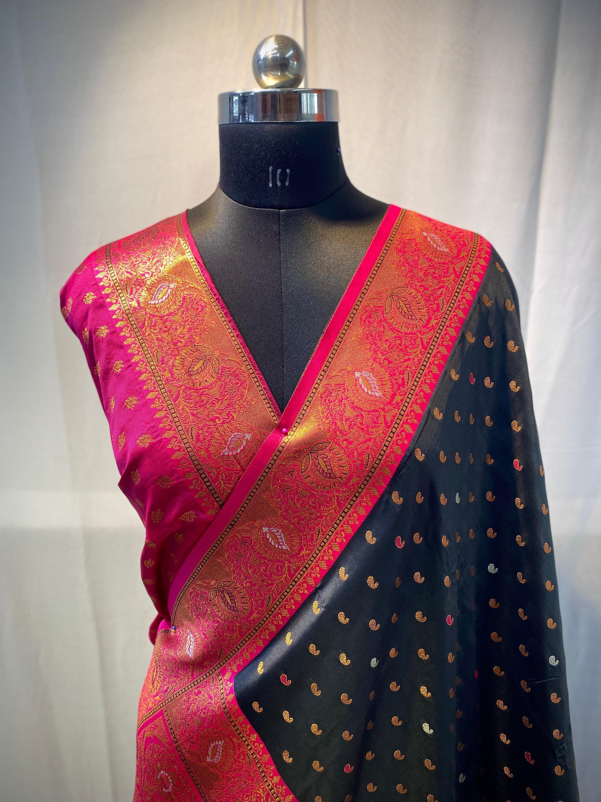 Paithani Weaving Silk Saree