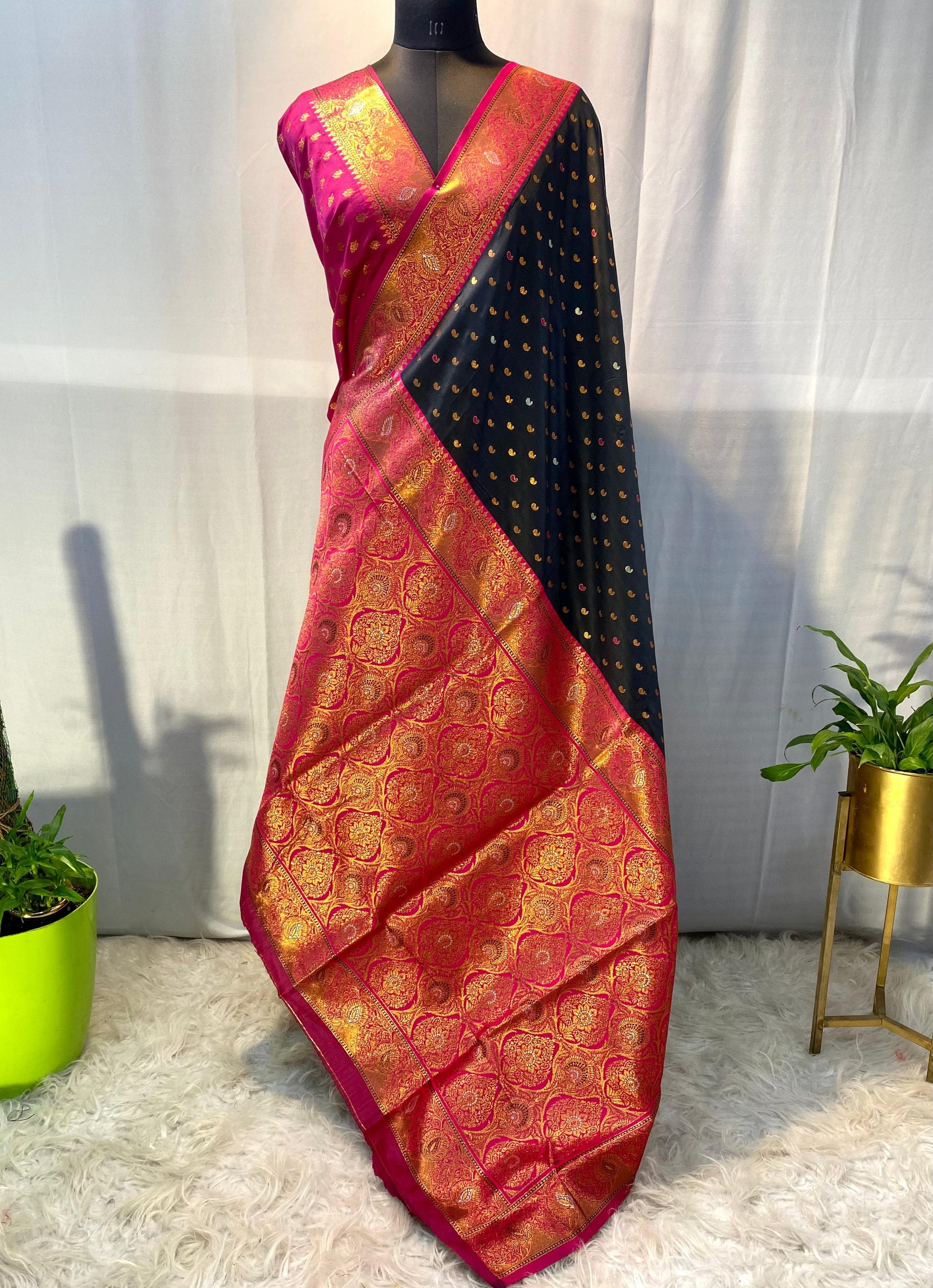 Paithani Weaving Silk Saree