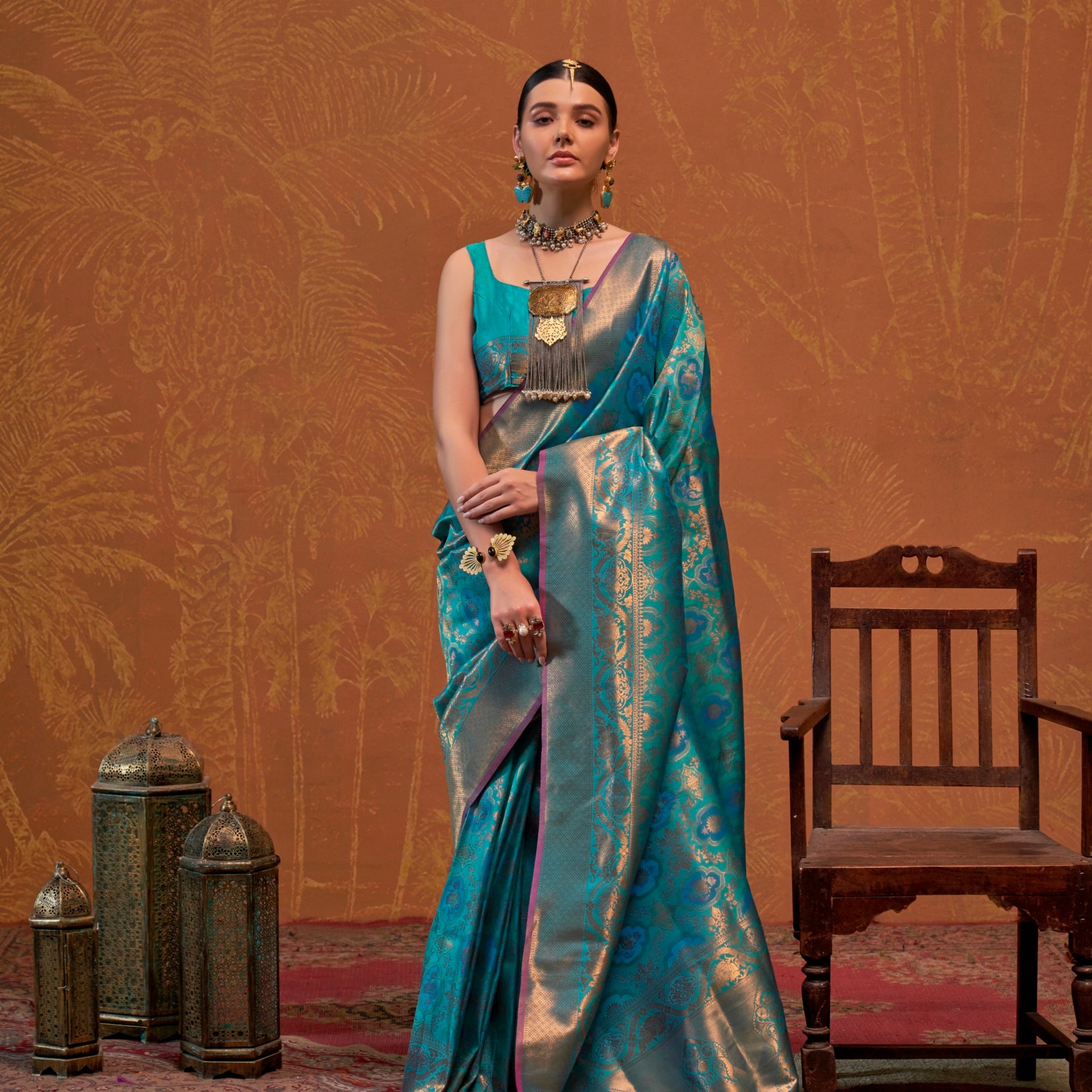 Turquoise Blue Handloom Weaving Silk Saree with Silk Blouse