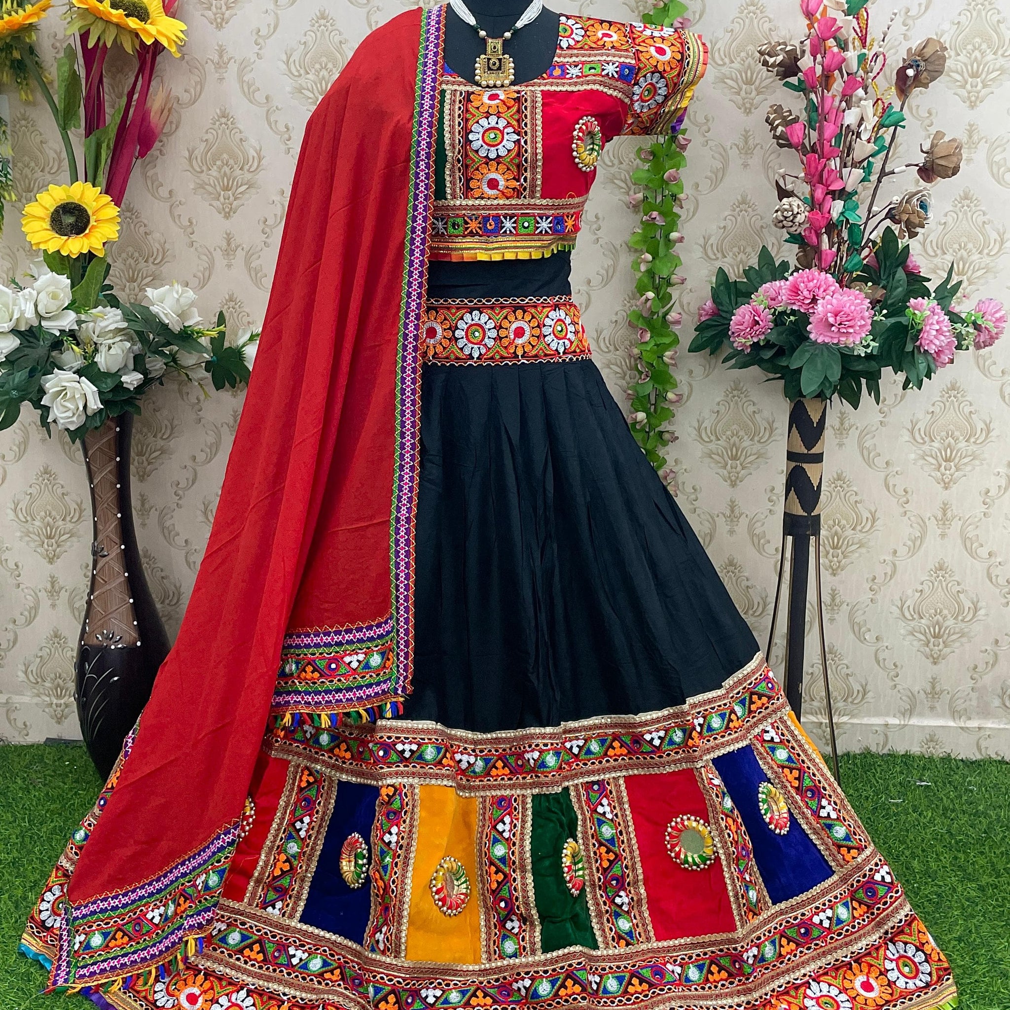 Navratri Lehenga Choli