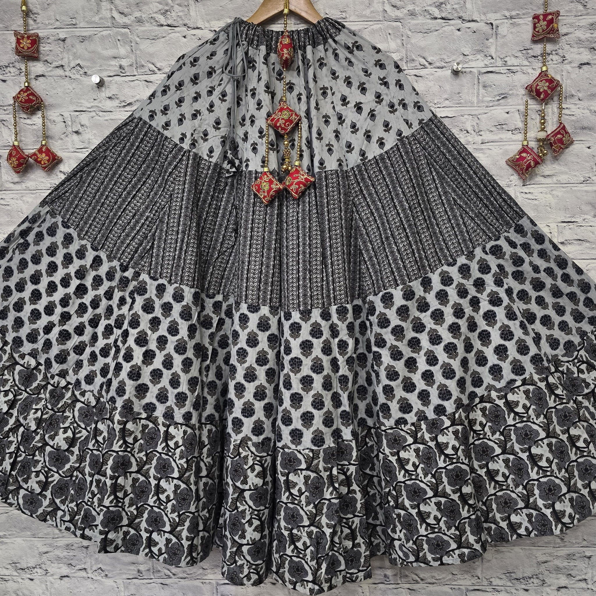 Skirt Lehenga Only