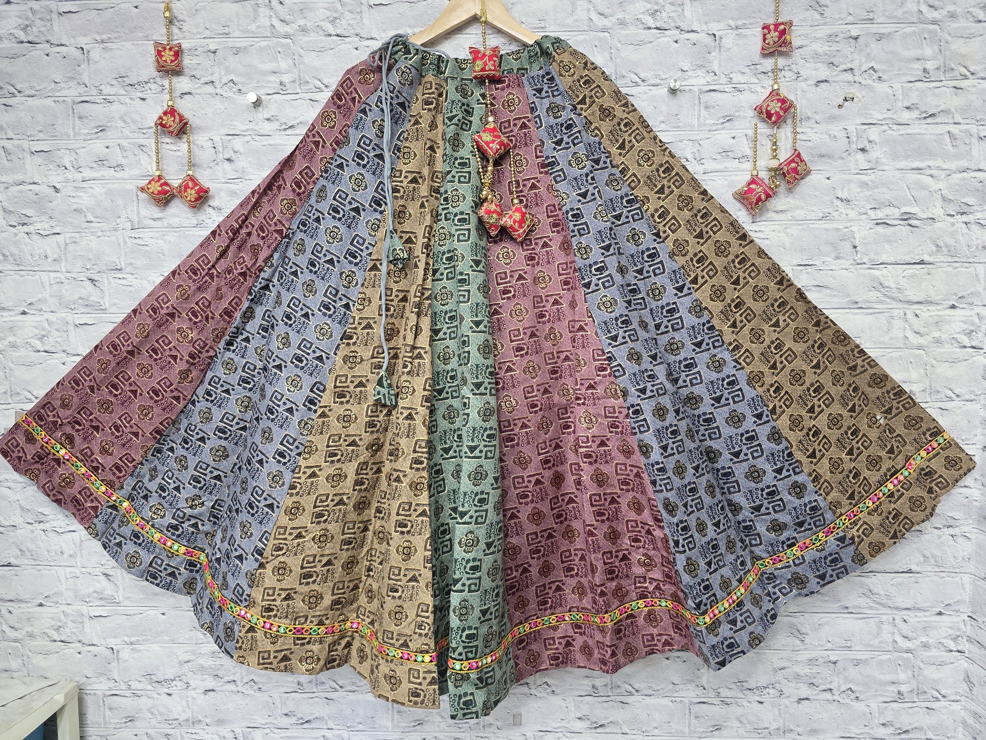 Skirt Lehenga Only