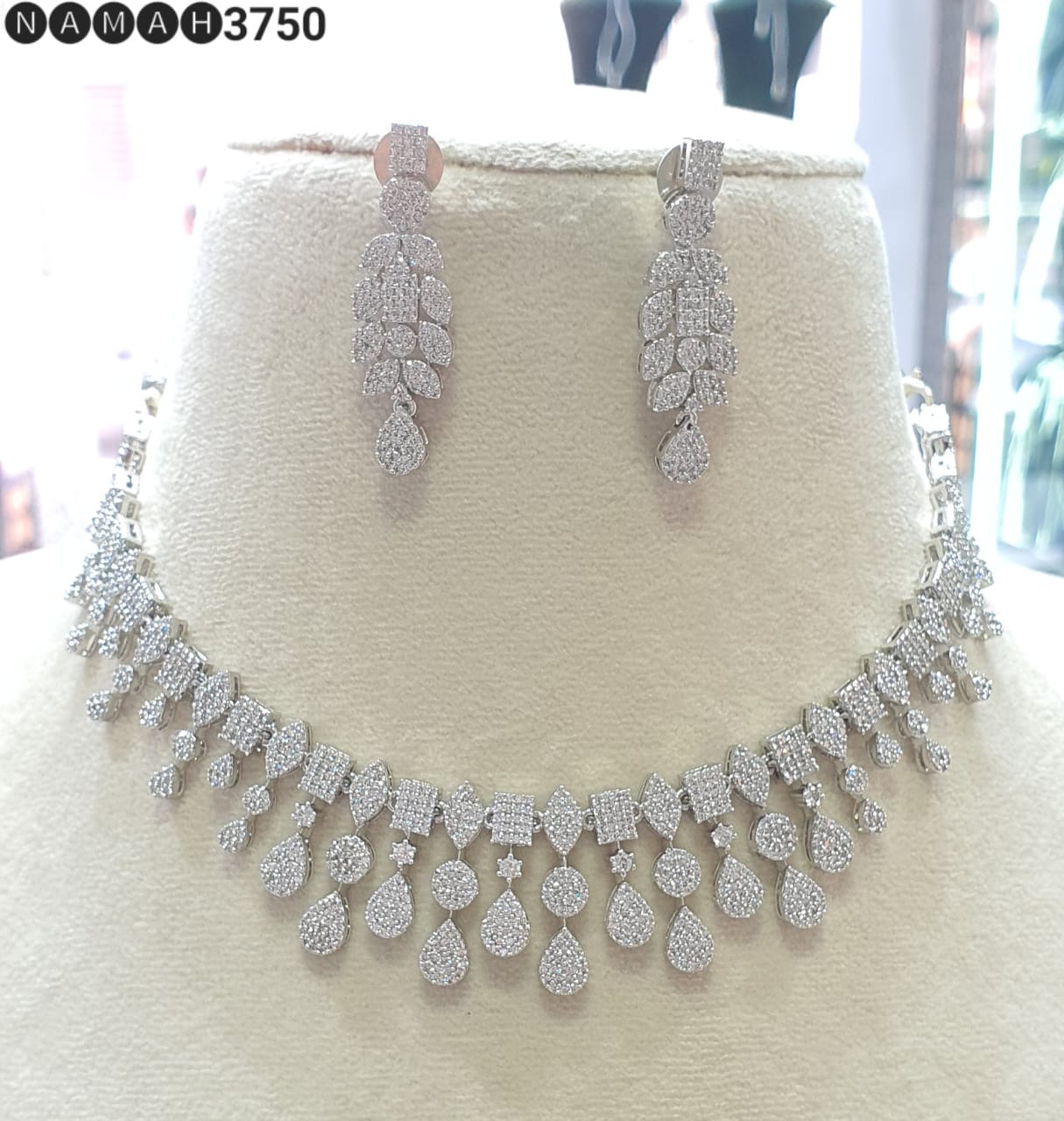 American Diamond Antique Stone Necklace Set