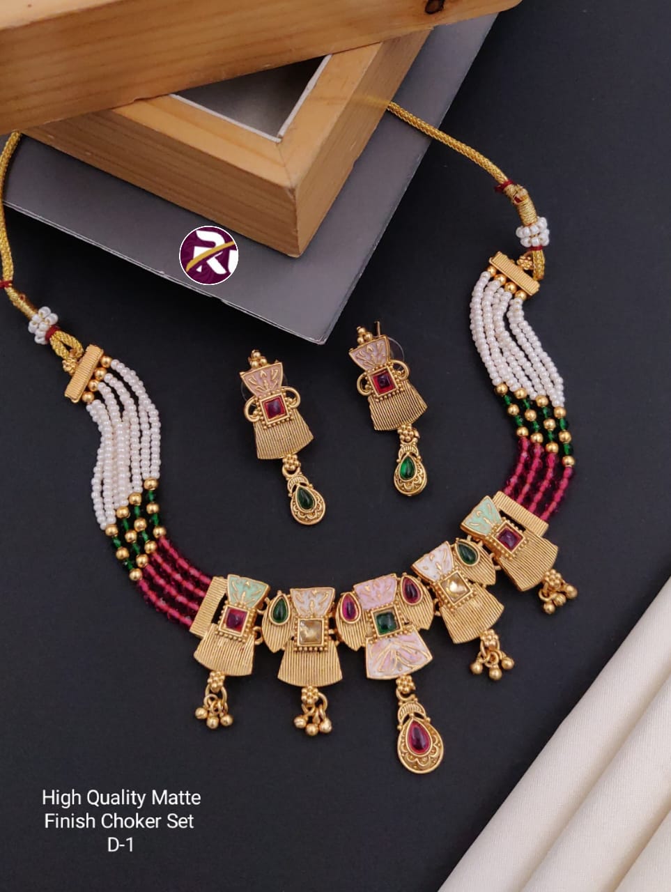 Brass High Gold Antique Mett Moti Choker Set with Beautiful Earrings