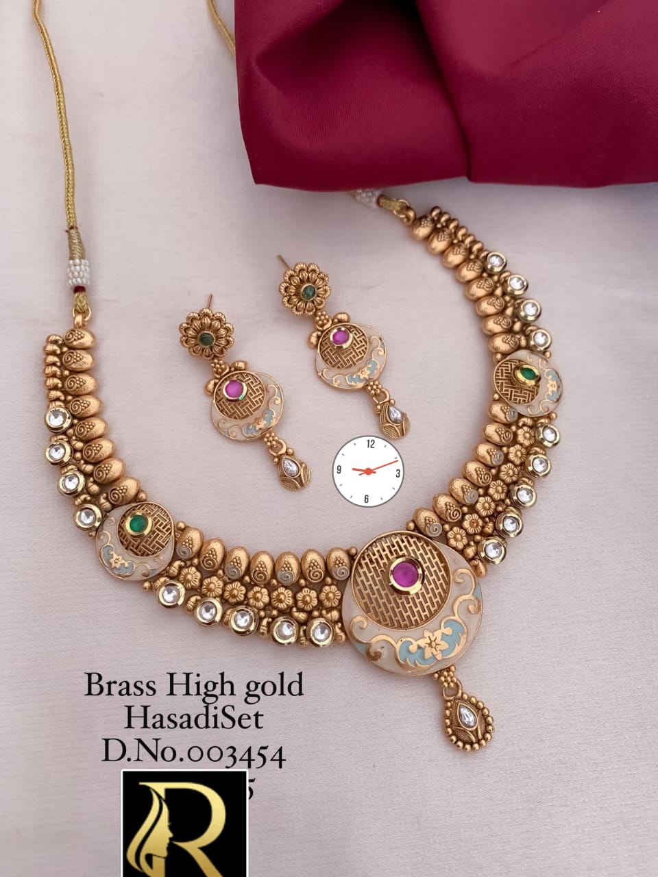 Antique Rajwadi Hasadi Choker Set With Beautiful Earrings