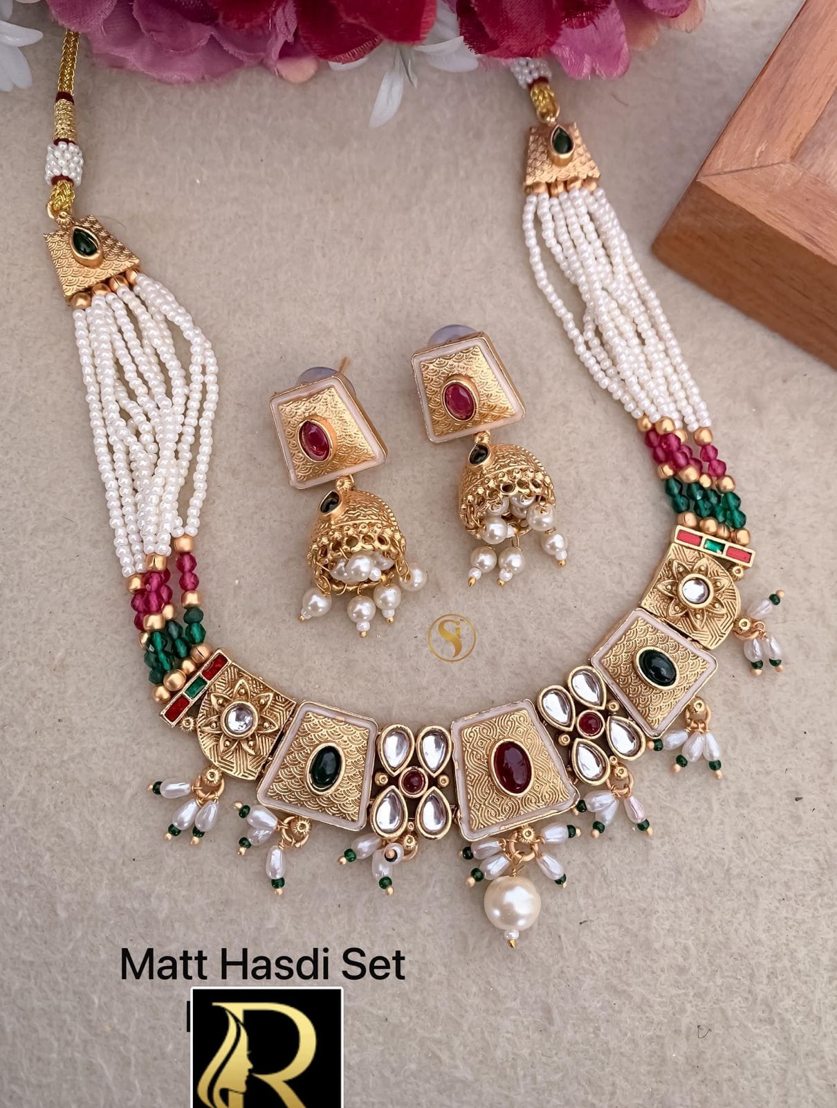 Necklace Set