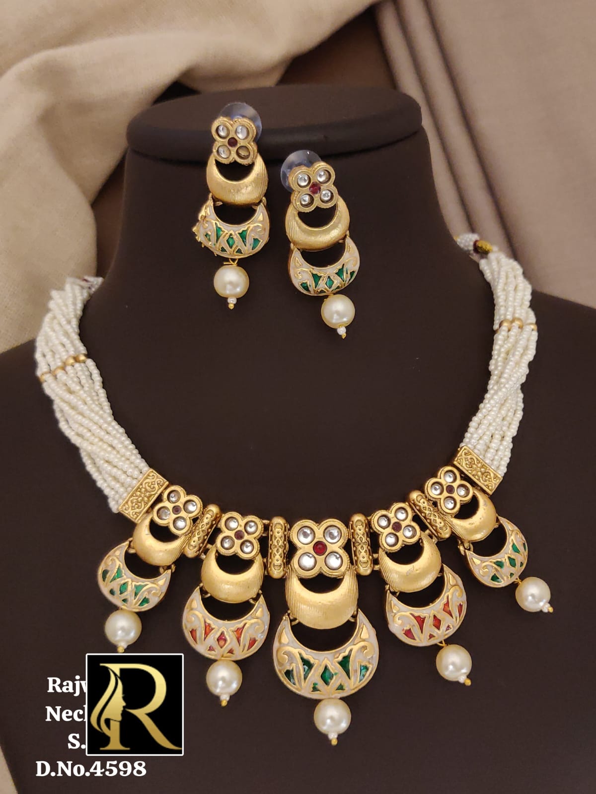 Necklace Set