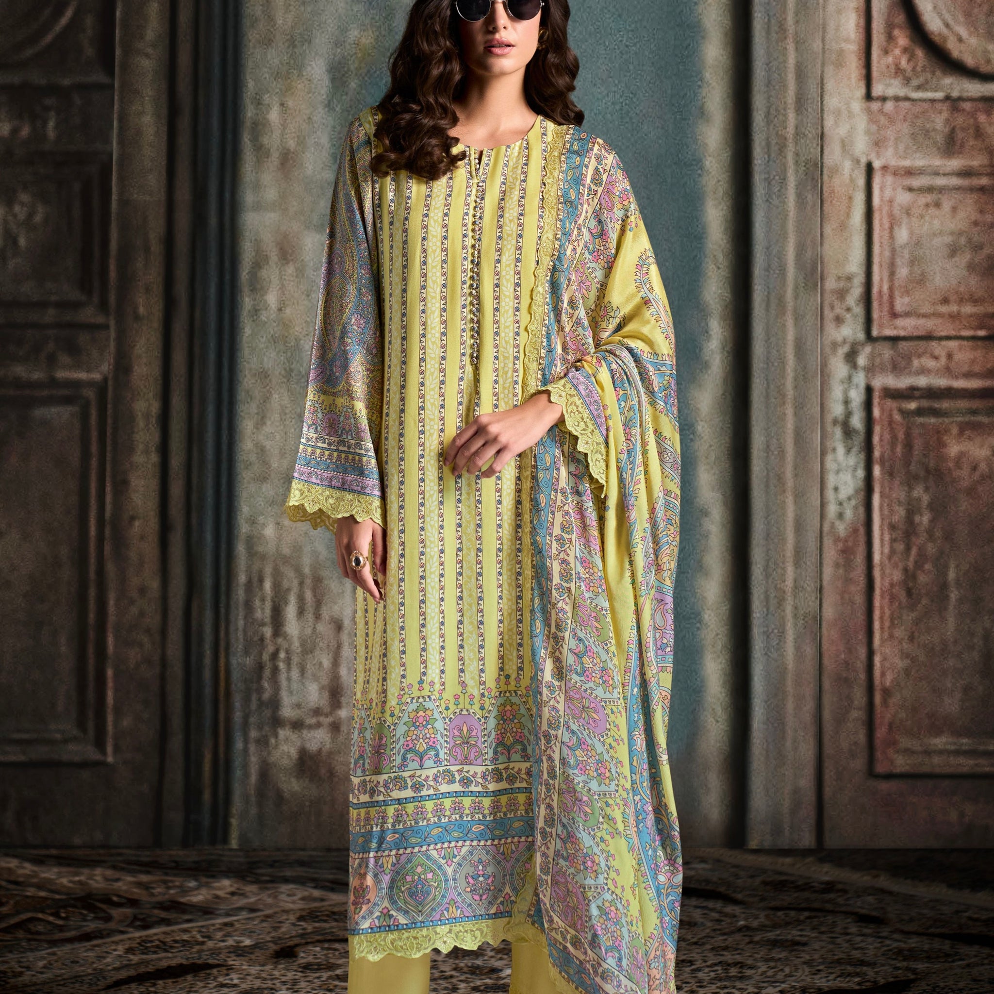 Lemon Yellow Straight Cut Suit & Digital Print & Scalloped Embroidery