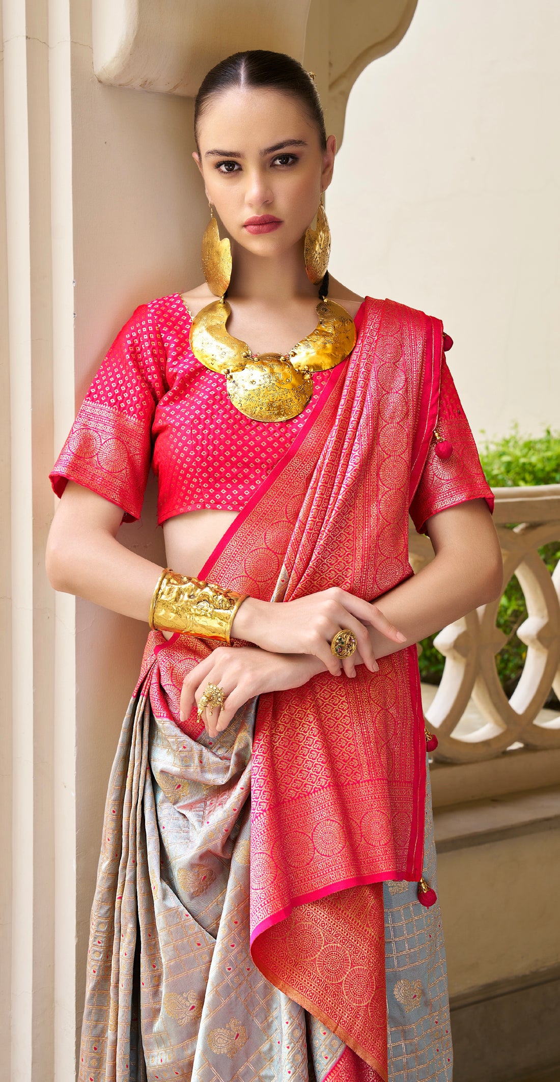 Beige and Pink Banarasi Silk Saree with Kanchipuram Weaving