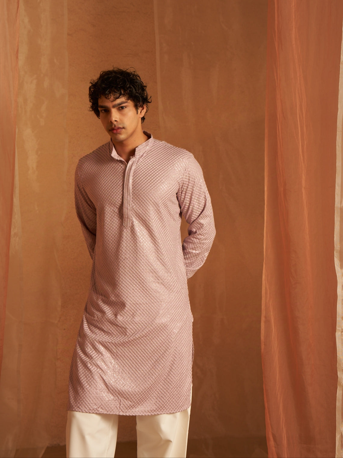 Mauve Men's Viscose Kurta with Delicate Chikankari Embroidery