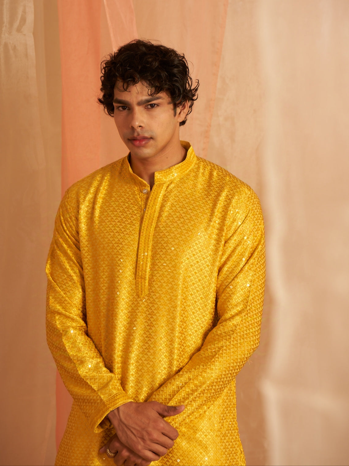 Yellow Men's Kurta with Chikankari Embroidery on Viscose Fabric