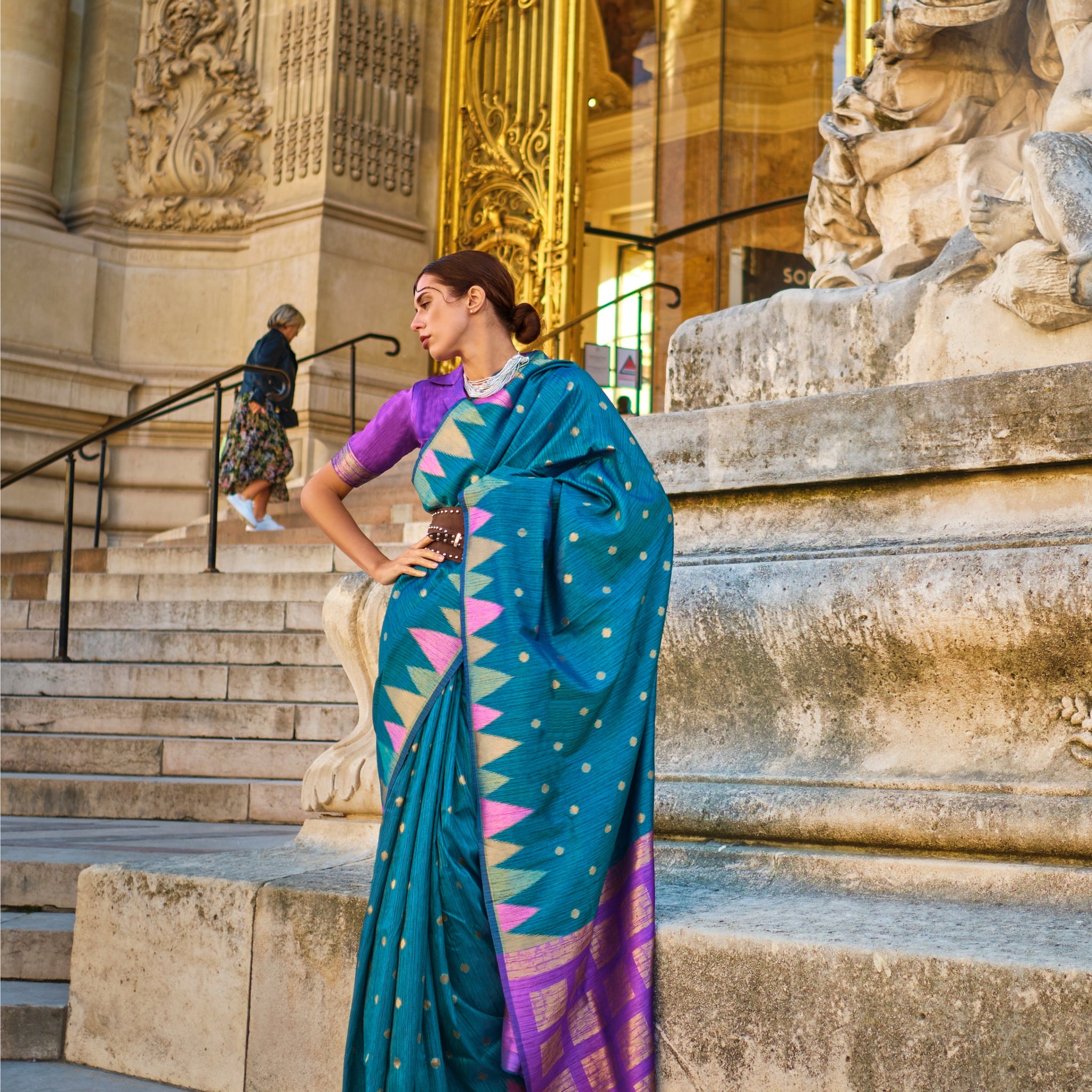 Royal Blue Kanchipuram Silk Saree with Purple Contrast Pallu