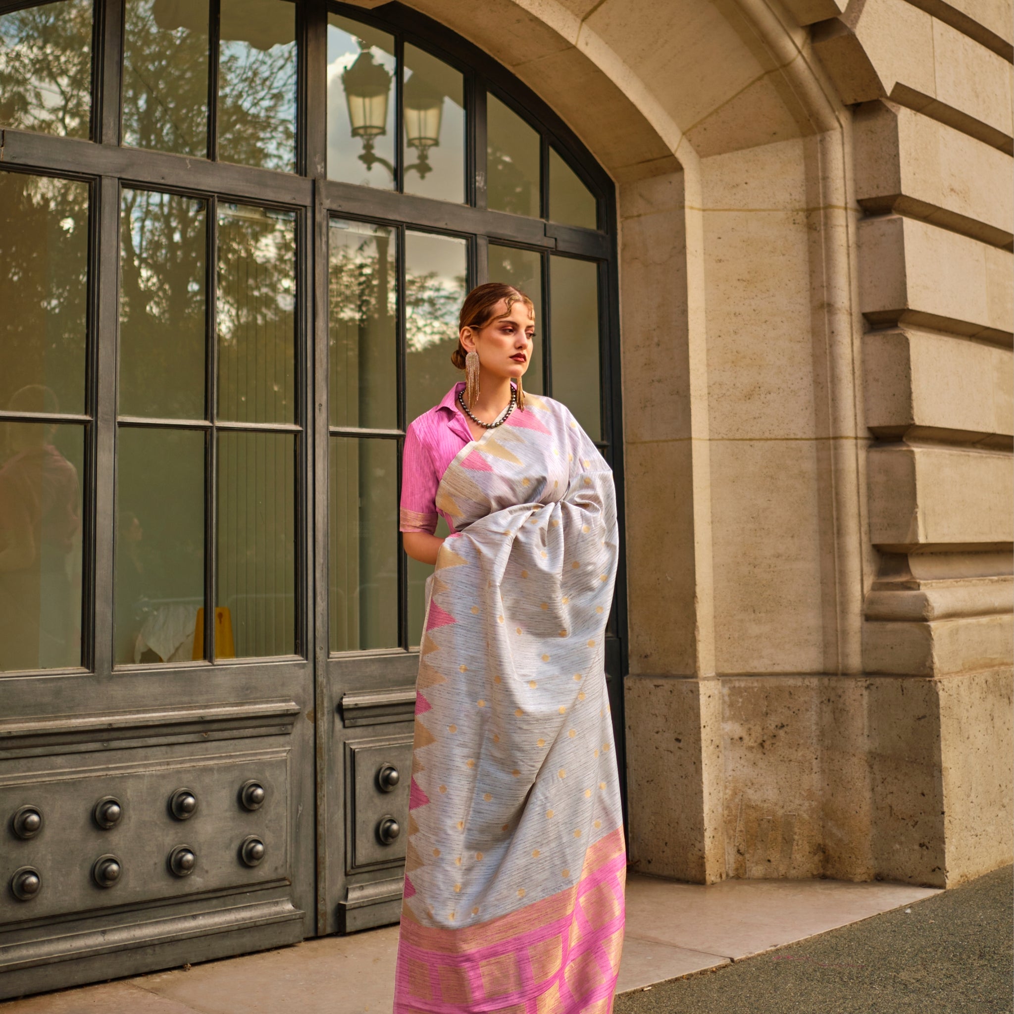 Silver & Pink Kanchipuram Silk Saree with Gold Zari Weaving