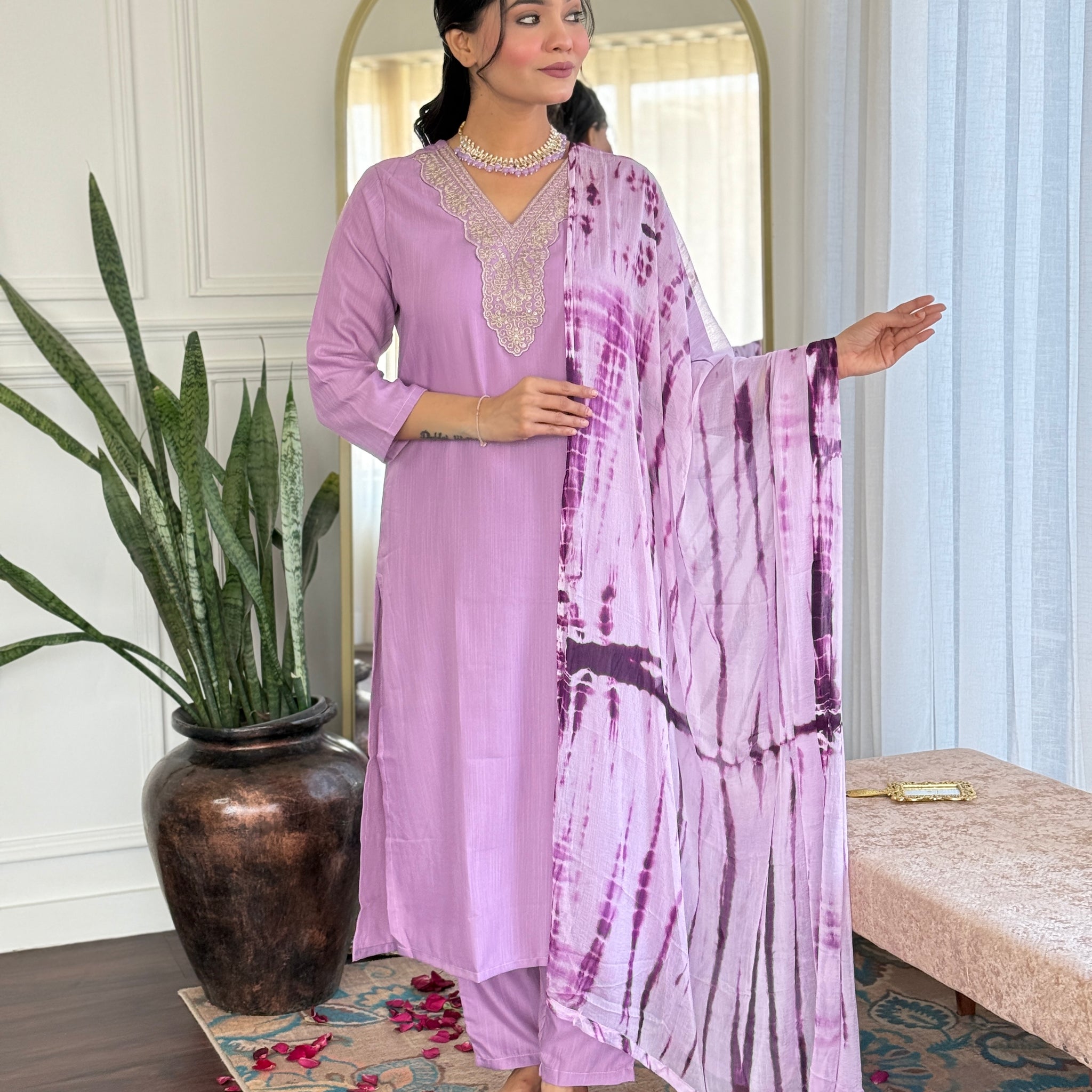 Lavender Viscose Kurti Set with Tie-Dye Nazneen Dupatta