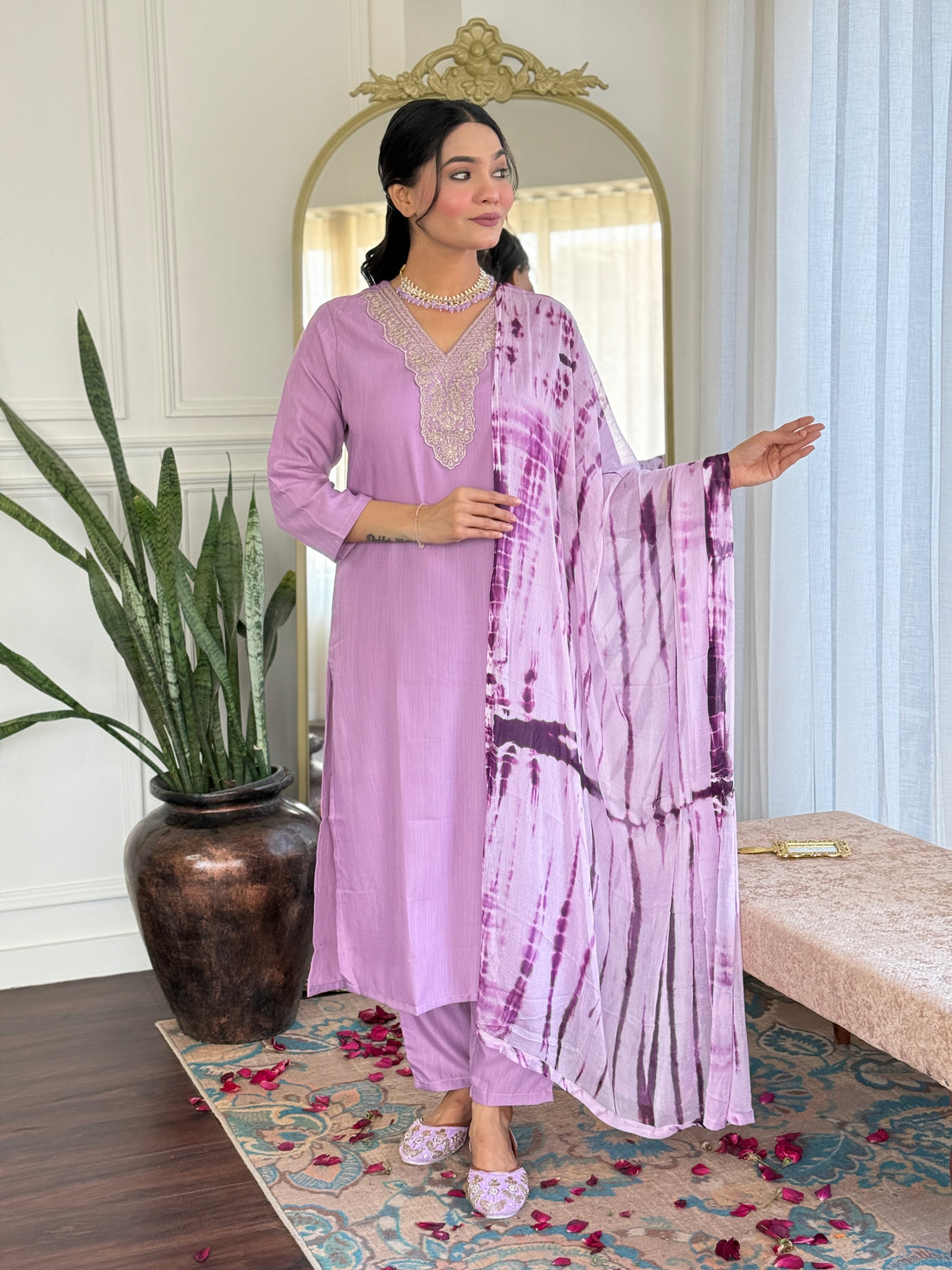 Lavender Viscose Kurti Set with Tie-Dye Nazneen Dupatta