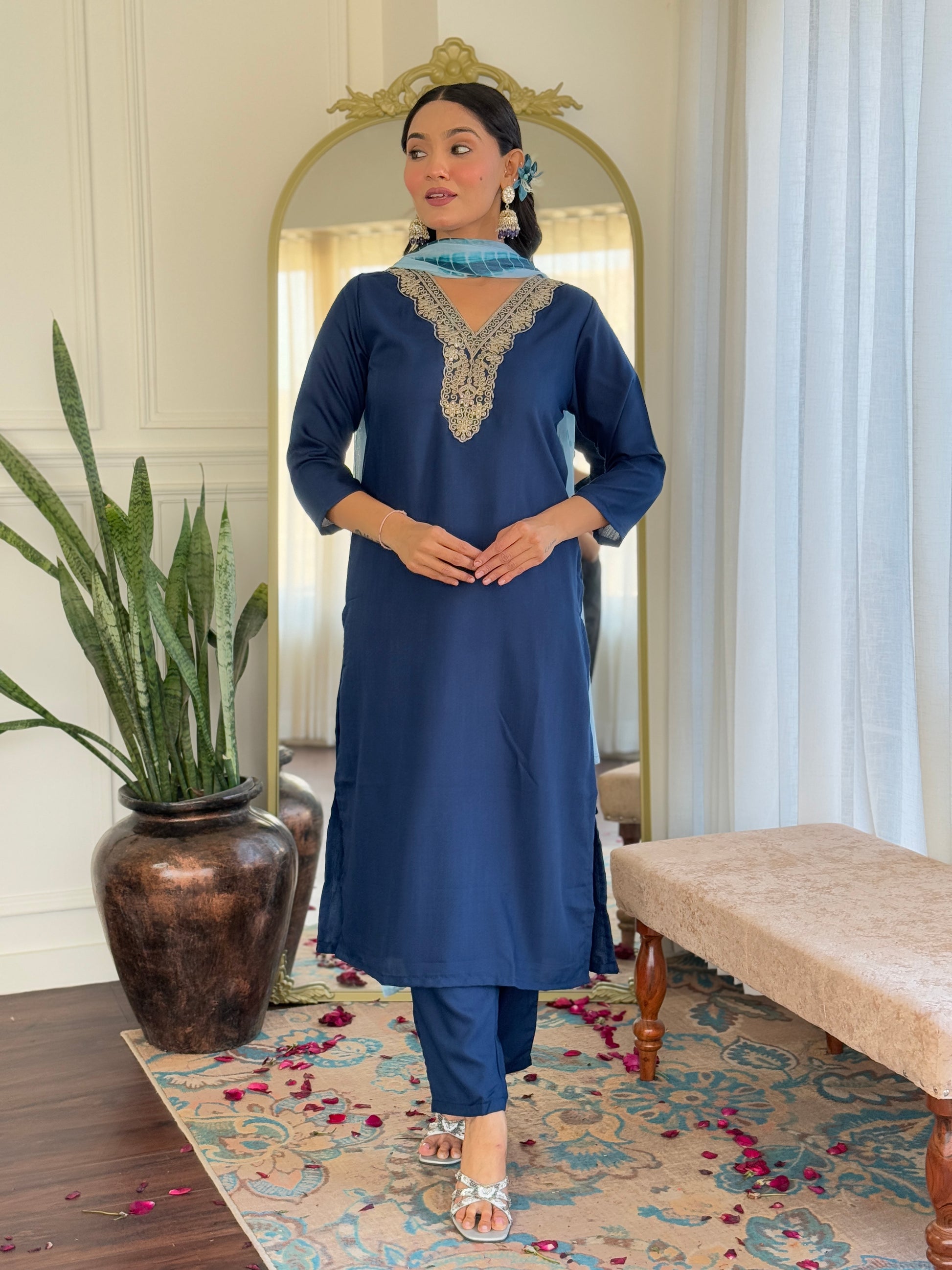 Blue Viscose Kurti Set with Nazneen Tie-Dye Dupatta