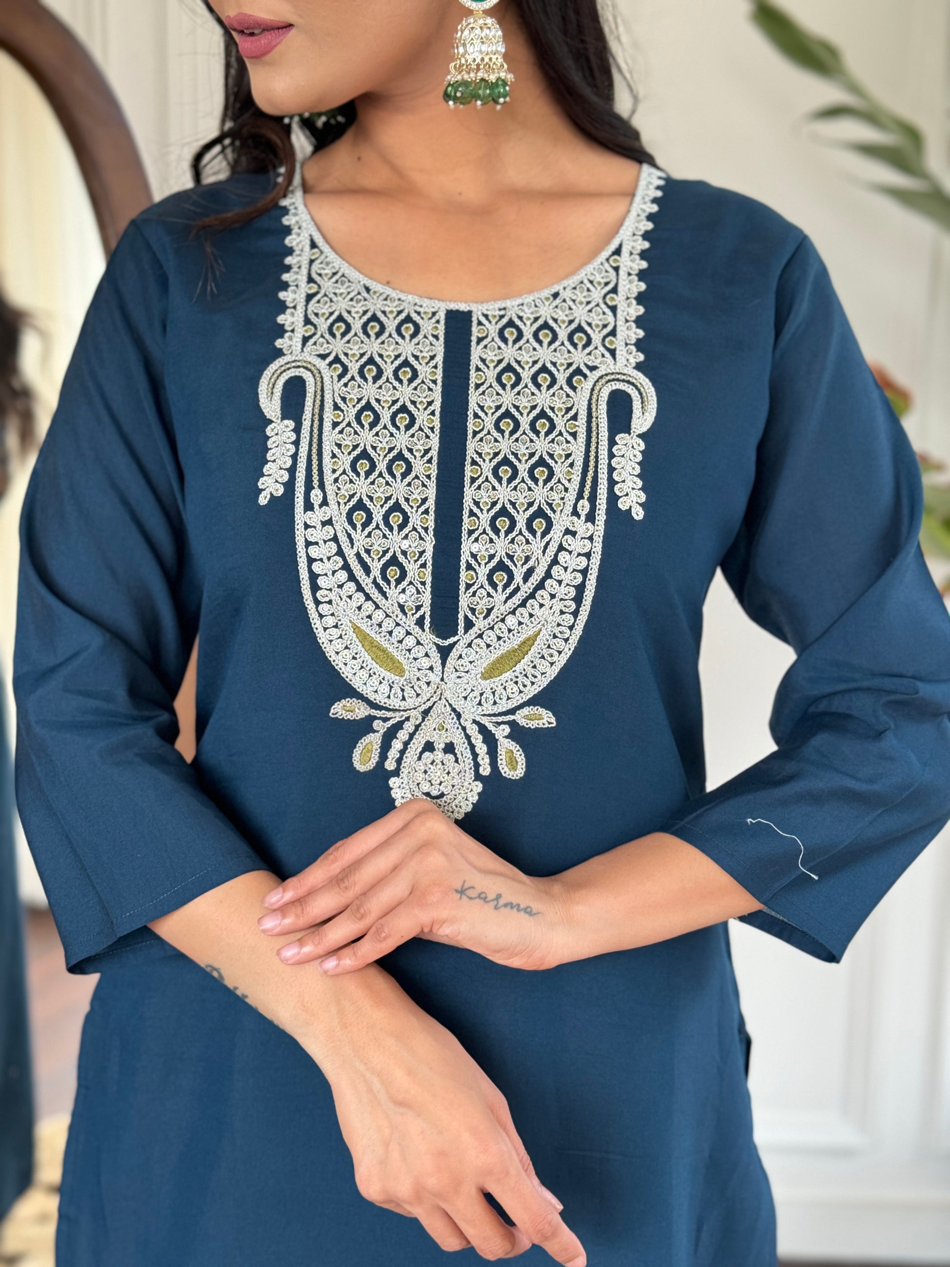 Blue Viscose Slub Kurti Set with Embroidered Neckline