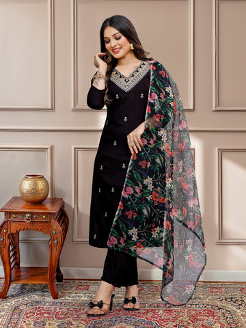 Black Embroidered Kurti Set with Floral Tebby Dupatta