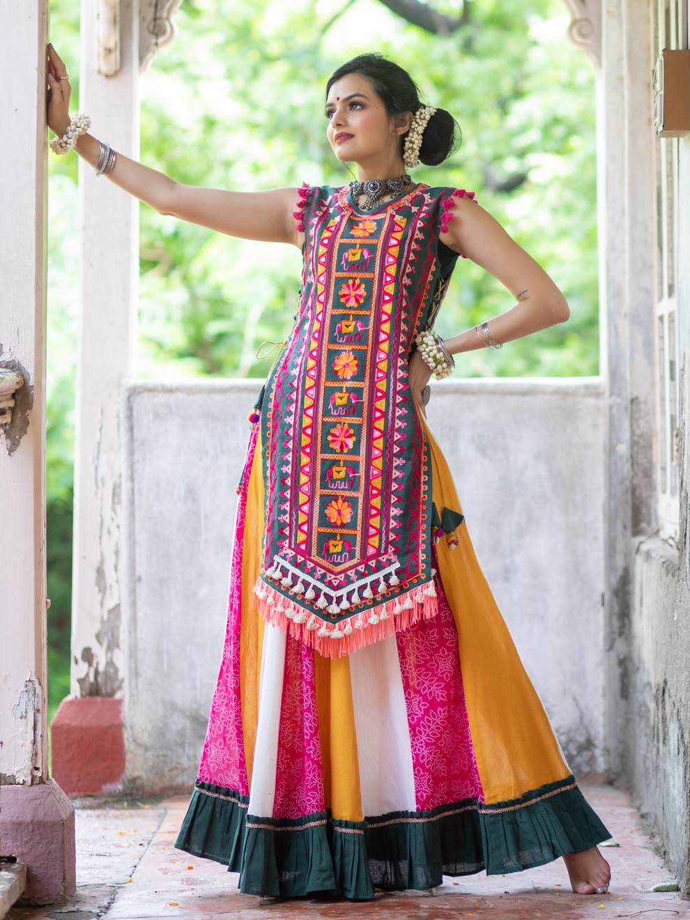 Navratri Garba Garba Special Kedia and Tulip Pants for Women's