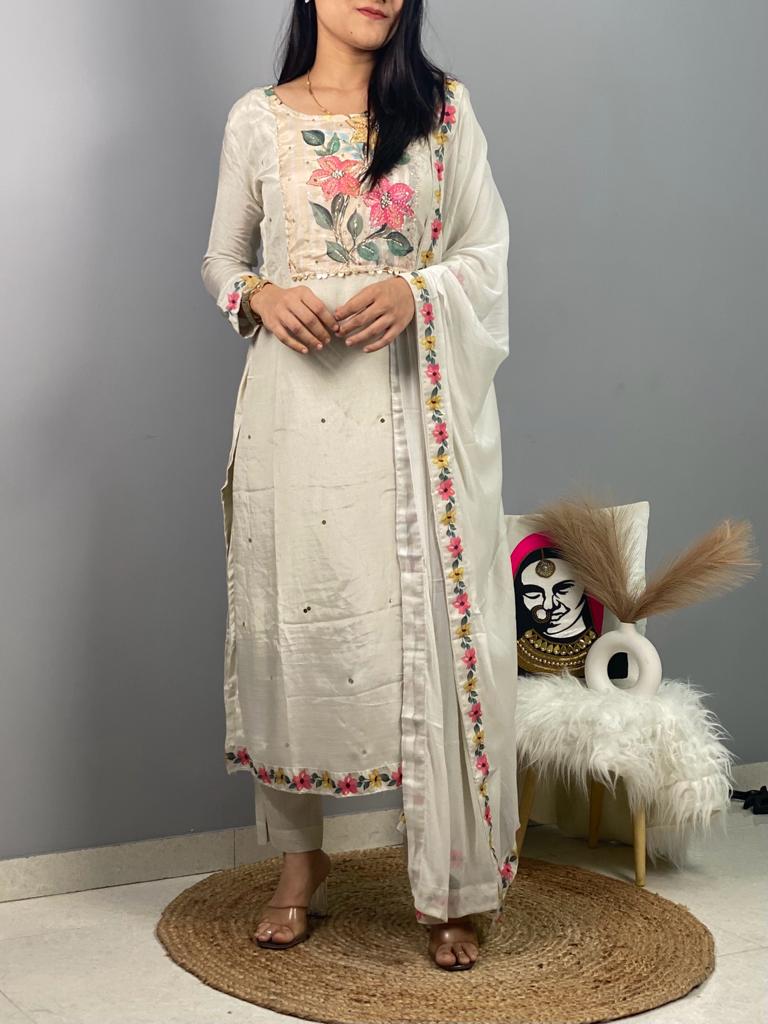 Party Wear Model Silk Suit