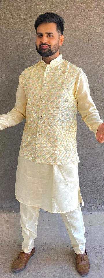 Manyavar Traditional Wear Kurta Pajama With Koti