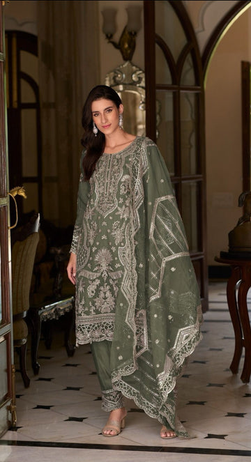 Shree Fab Presents Readymade Pakistani Suit D.No. R-1153-C