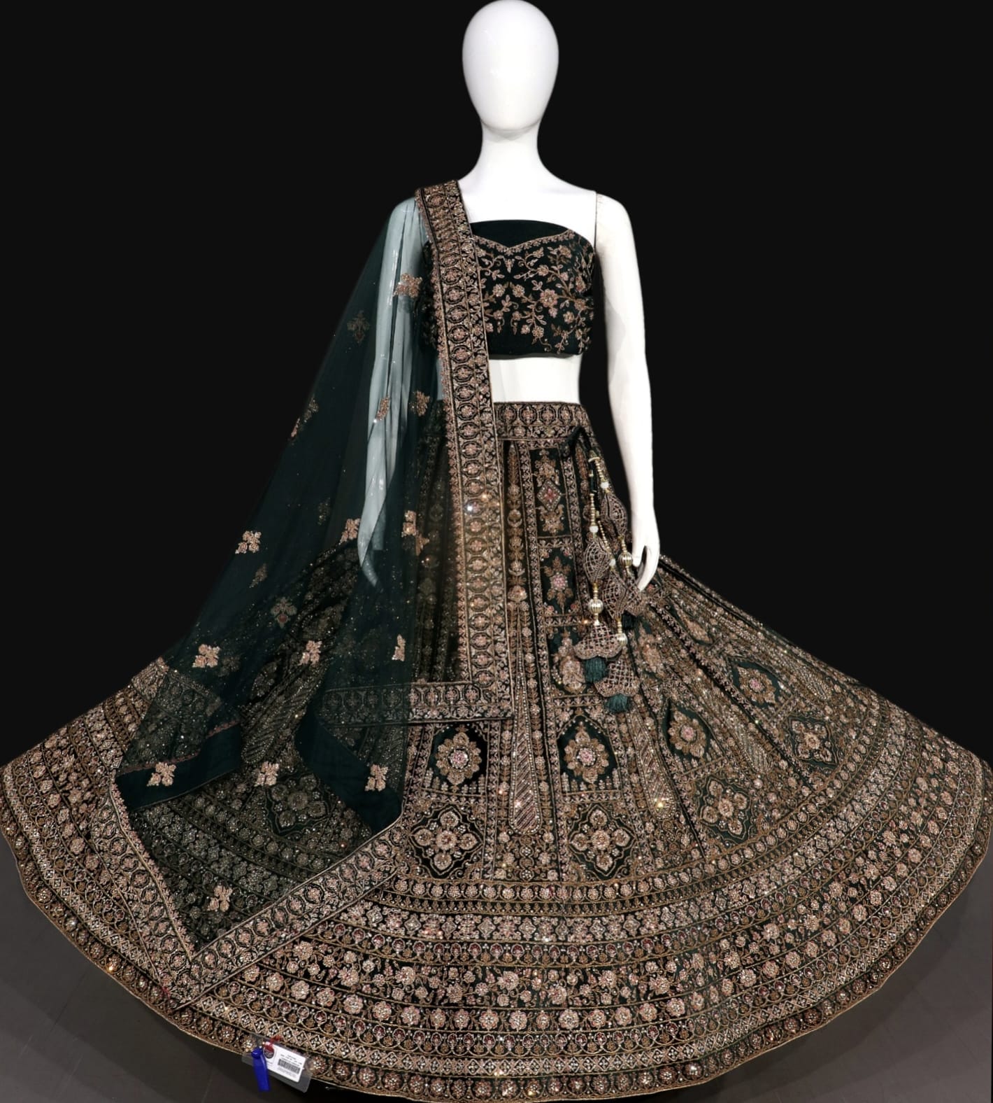 Beautiful Designer Wedding Wear Bridal Velvet Lehenga Choli