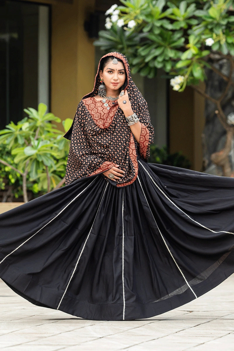 Fully Black Gujarati Chaniya Choli For Garba