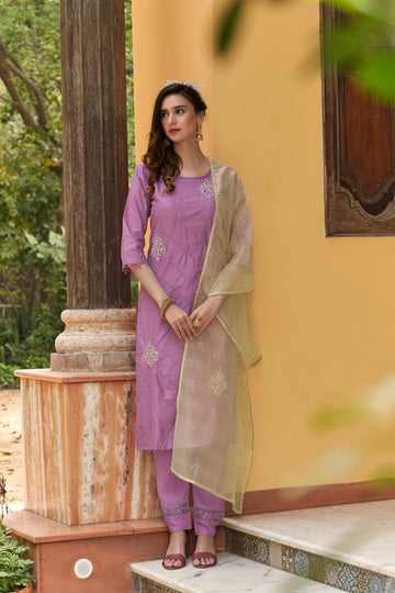 AKASHARA VOL 04 FESTIVE WEAR KURTI