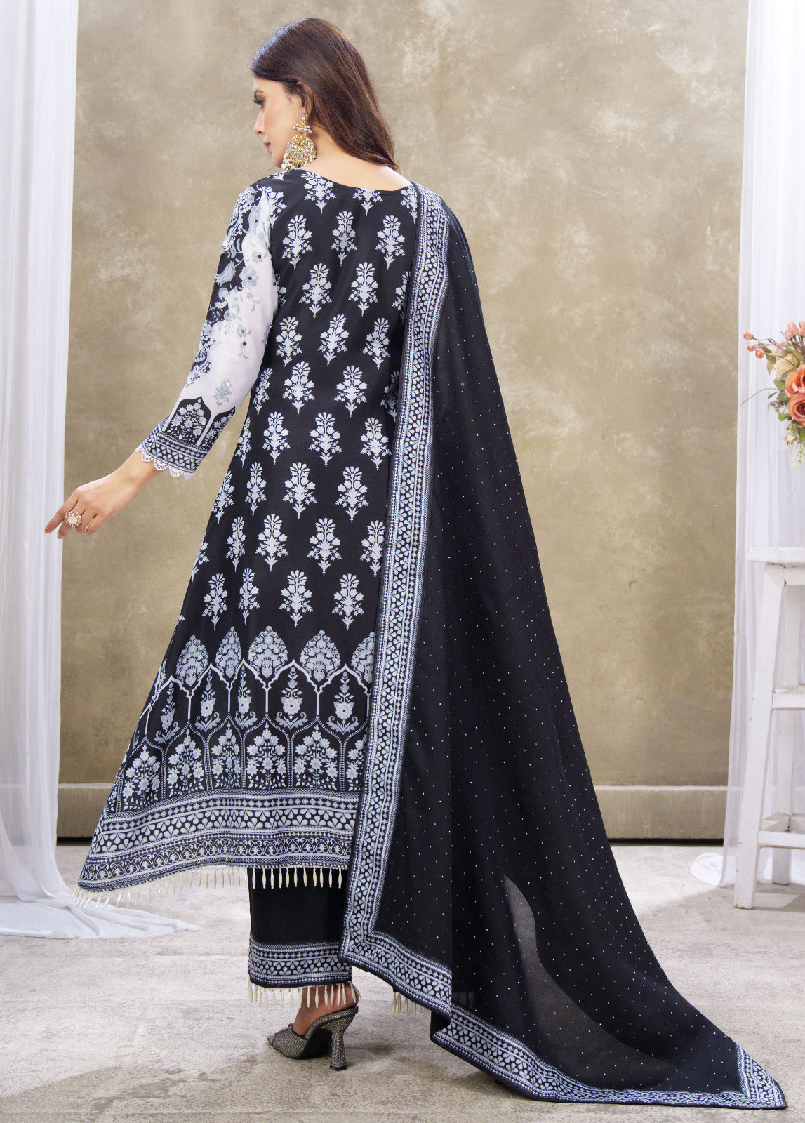 Salwar Suit